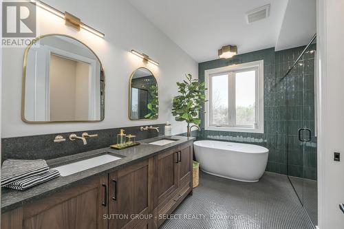 597 Creekview Chase, London, ON - Indoor Photo Showing Bathroom