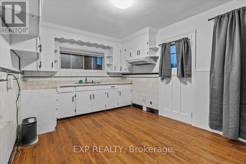 95 Grovedale Avenue, Toronto, ON - Indoor