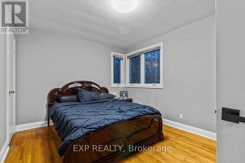 95 Grovedale Avenue, Toronto, ON - Indoor Photo Showing Bedroom