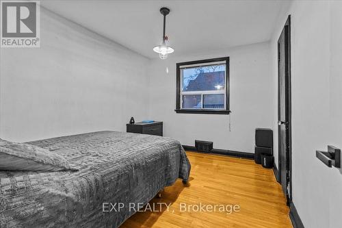 95 Grovedale Avenue, Toronto, ON - Indoor Photo Showing Bedroom