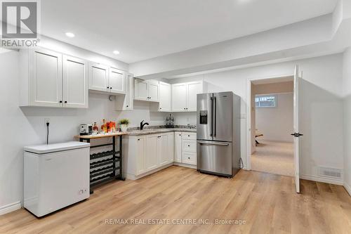 187 Milson Crescent, Guelph, ON - Indoor Photo Showing Kitchen