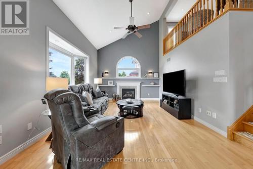 187 Milson Crescent, Guelph, ON - Indoor Photo Showing Living Room With Fireplace