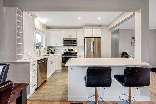 1160 Moosejaw Street, Penticton, BC - Indoor Photo Showing Kitchen With Stainless Steel Kitchen With Upgraded Kitchen