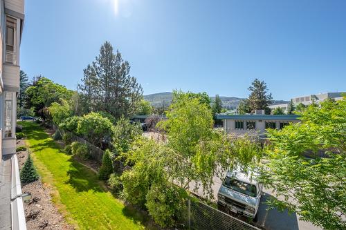 111-1445 Halifax Street, Penticton, BC - Outdoor