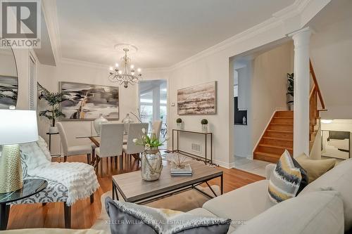 3306 Weatherford Road, Mississauga, ON - Indoor Photo Showing Living Room