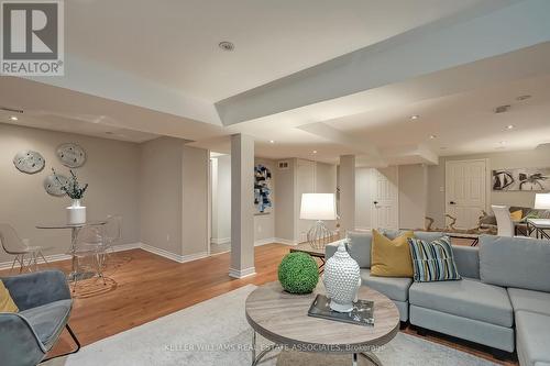 3306 Weatherford Road, Mississauga, ON - Indoor Photo Showing Living Room