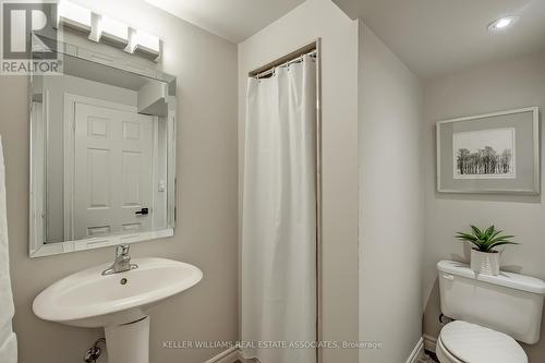 3306 Weatherford Road, Mississauga, ON - Indoor Photo Showing Bathroom