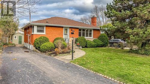 1371 Mountain Grove Avenue, Burlington, ON - Outdoor