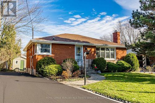 1371 Mountain Grove Avenue, Burlington, ON - Outdoor