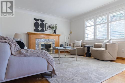 1371 Mountain Grove Avenue, Burlington, ON - Indoor Photo Showing Living Room With Fireplace