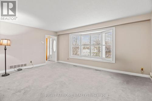 219 Guelph Street, Oshawa (Donevan), ON - Indoor Photo Showing Other Room