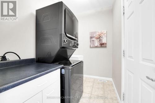 8 - 81 Valridge Drive, Hamilton, ON - Indoor Photo Showing Laundry Room