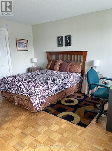 201 - 3364 Montrose Road, Niagara Falls (208 - Mt. Carmel), ON - Indoor Photo Showing Bedroom