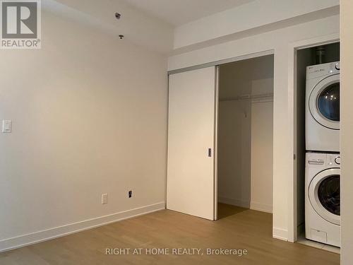 708 - 203 Catherine St Street, Ottawa, ON - Indoor Photo Showing Laundry Room