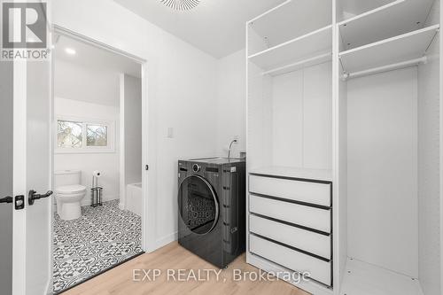 17 Victoria Street, North Stormont, ON - Indoor Photo Showing Laundry Room