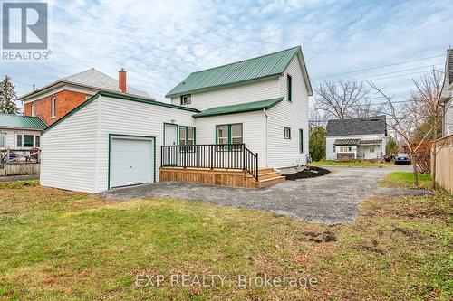 17 Victoria Street, North Stormont, ON - Outdoor With Deck Patio Veranda With Exterior