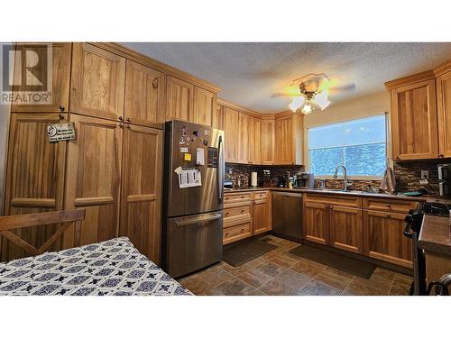 13290 Keppel Road, Prince George, BC - Indoor Photo Showing Kitchen