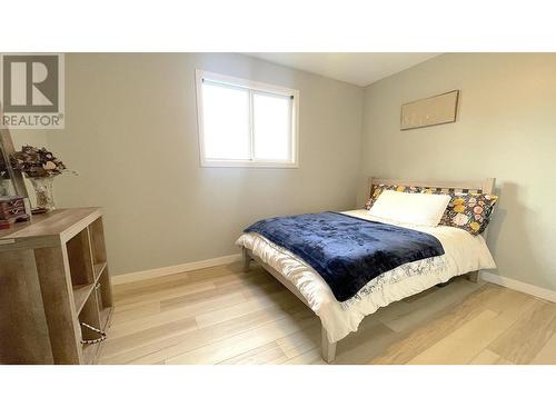 828 Oceanview Drive, Port Edward, BC - Indoor Photo Showing Bedroom