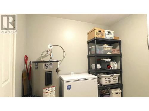 828 Oceanview Drive, Port Edward, BC - Indoor Photo Showing Laundry Room