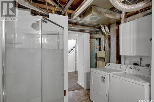 1837 Atkinson Street, Regina, SK - Indoor Photo Showing Laundry Room