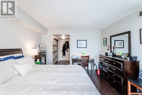 1502 - 140 Dunlop Street E, Barrie, ON - Indoor Photo Showing Bedroom