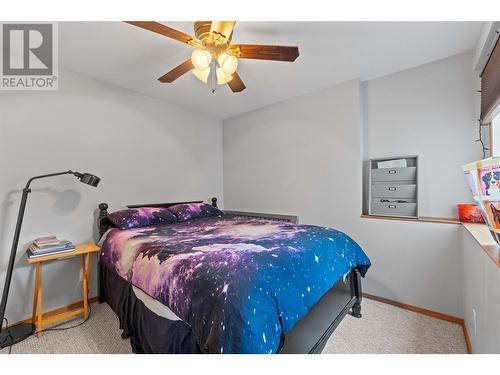 522 Caouette Road, Sorrento, BC - Indoor Photo Showing Bedroom