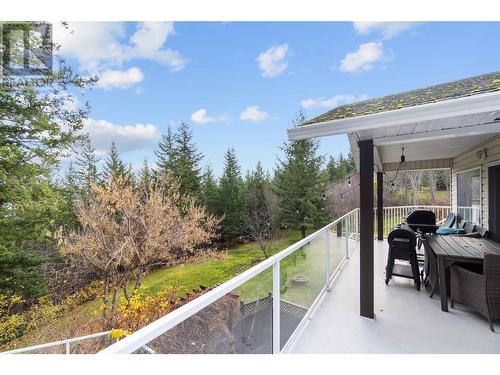 522 Caouette Road, Sorrento, BC - Outdoor