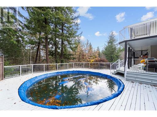 522 Caouette Road, Sorrento, BC - Outdoor With Deck Patio Veranda