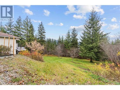 522 Caouette Road, Sorrento, BC - Outdoor