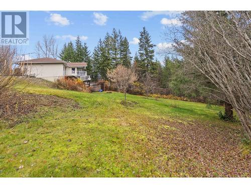 522 Caouette Road, Sorrento, BC - Outdoor