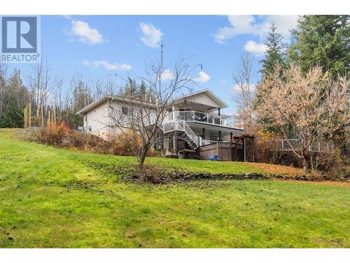 522 Caouette Road, Sorrento, BC - Outdoor With Deck Patio Veranda