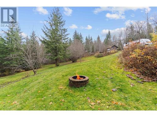 522 Caouette Road, Sorrento, BC - Outdoor