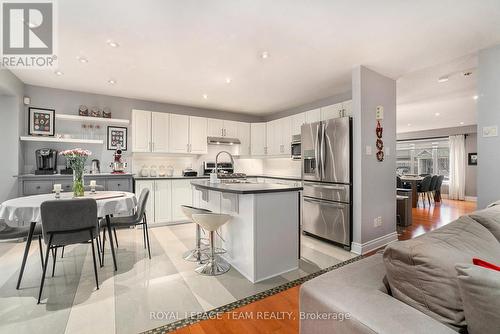 512 Clarington Avenue, Ottawa, ON - Indoor Photo Showing Kitchen With Upgraded Kitchen