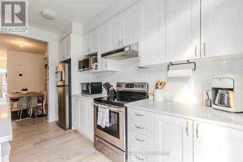 145 Yearling Circle, Ottawa, ON - Indoor Photo Showing Kitchen