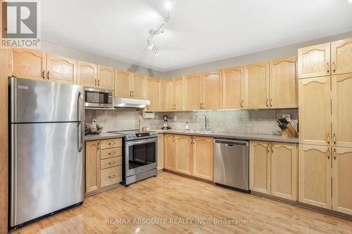 6042 Longleaf Drive, Ottawa, ON - Indoor Photo Showing Kitchen With Double Sink