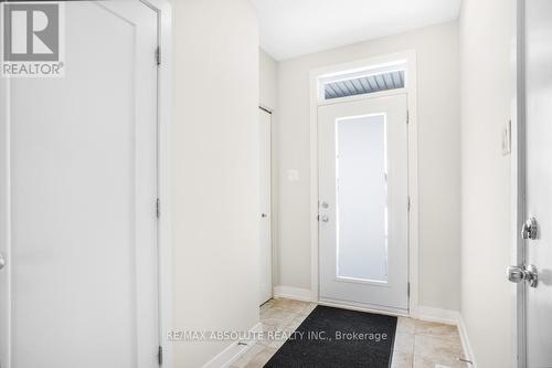 885 Platinum Street, Clarence-Rockland (606 - Town Of Rockland), ON - Indoor Photo Showing Other Room