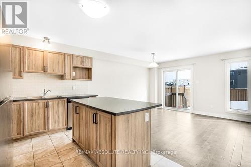 885 Platinum Street, Clarence-Rockland (606 - Town Of Rockland), ON - Indoor Photo Showing Kitchen