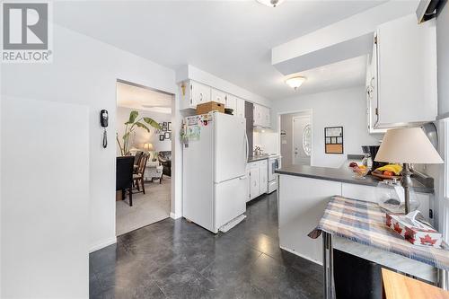 1286 Willa Drive, Sarnia, ON - Indoor Photo Showing Kitchen