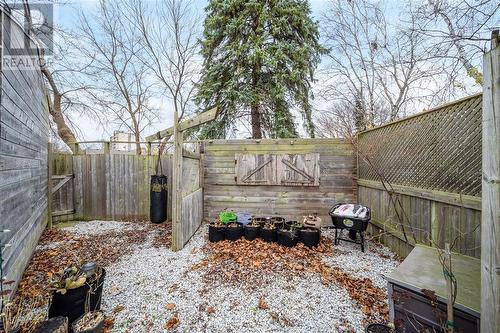 1286 Willa Drive, Sarnia, ON - Outdoor