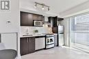 908 - 58 Orchard View Boulevard, Toronto, ON  - Indoor Photo Showing Kitchen With Upgraded Kitchen 