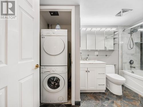 3001 - 18 Spring Garden Avenue, Toronto, ON - Indoor Photo Showing Laundry Room