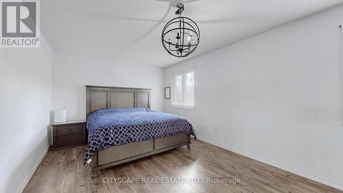 2026 Bridle Road, Oshawa, ON - Indoor Photo Showing Bedroom