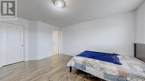 2026 Bridle Road, Oshawa, ON - Indoor Photo Showing Bedroom