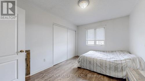 2026 Bridle Road, Oshawa, ON - Indoor Photo Showing Bedroom