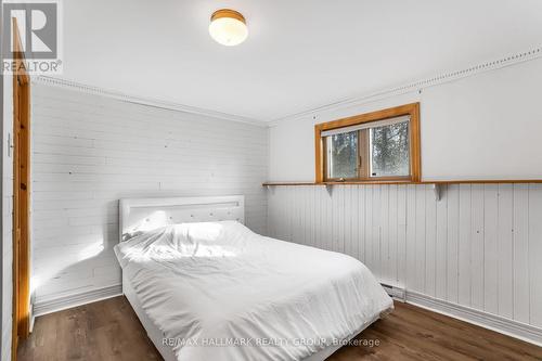 2747 Front Road East Road E, Prescott And Russell, ON - Indoor Photo Showing Bedroom