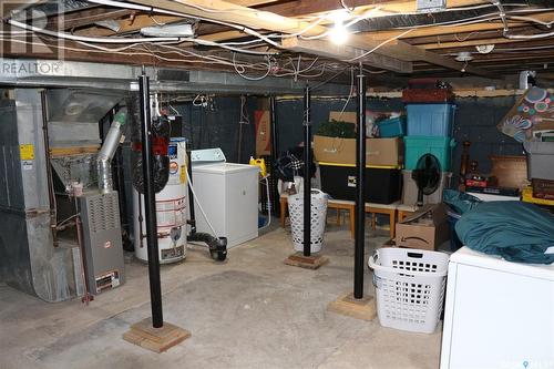 712 I Avenue S, Saskatoon, SK - Indoor Photo Showing Basement