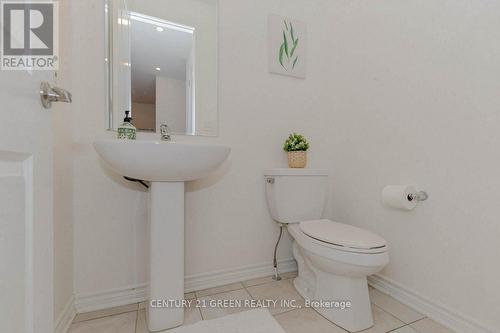 450 Hinton Terrace, Milton, ON - Indoor Photo Showing Bathroom