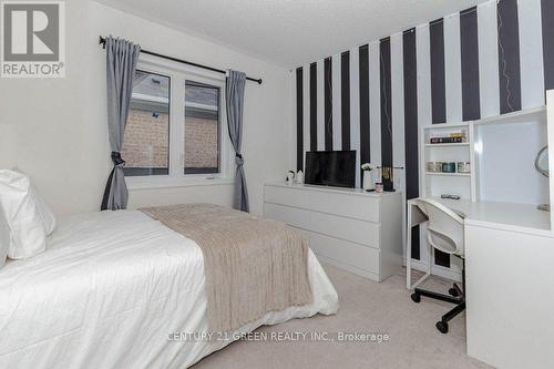 450 Hinton Terrace, Milton, ON - Indoor Photo Showing Bedroom