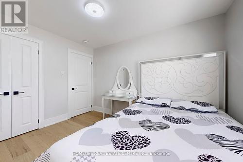 154 Avondale Boulevard, Brampton, ON - Indoor Photo Showing Bedroom