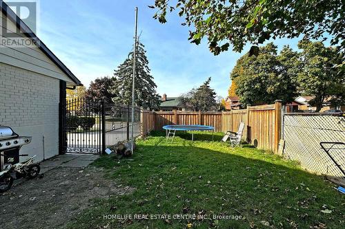 154 Avondale Boulevard, Brampton, ON - Outdoor